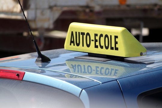image Un moniteur d’auto-école accusé d’agression sexuelle