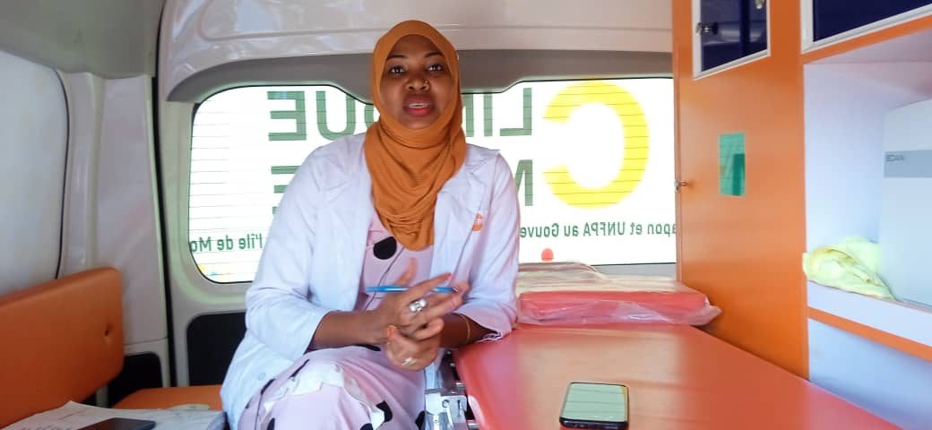 Une clinique mobile offre des consultations gratuites aux femmes