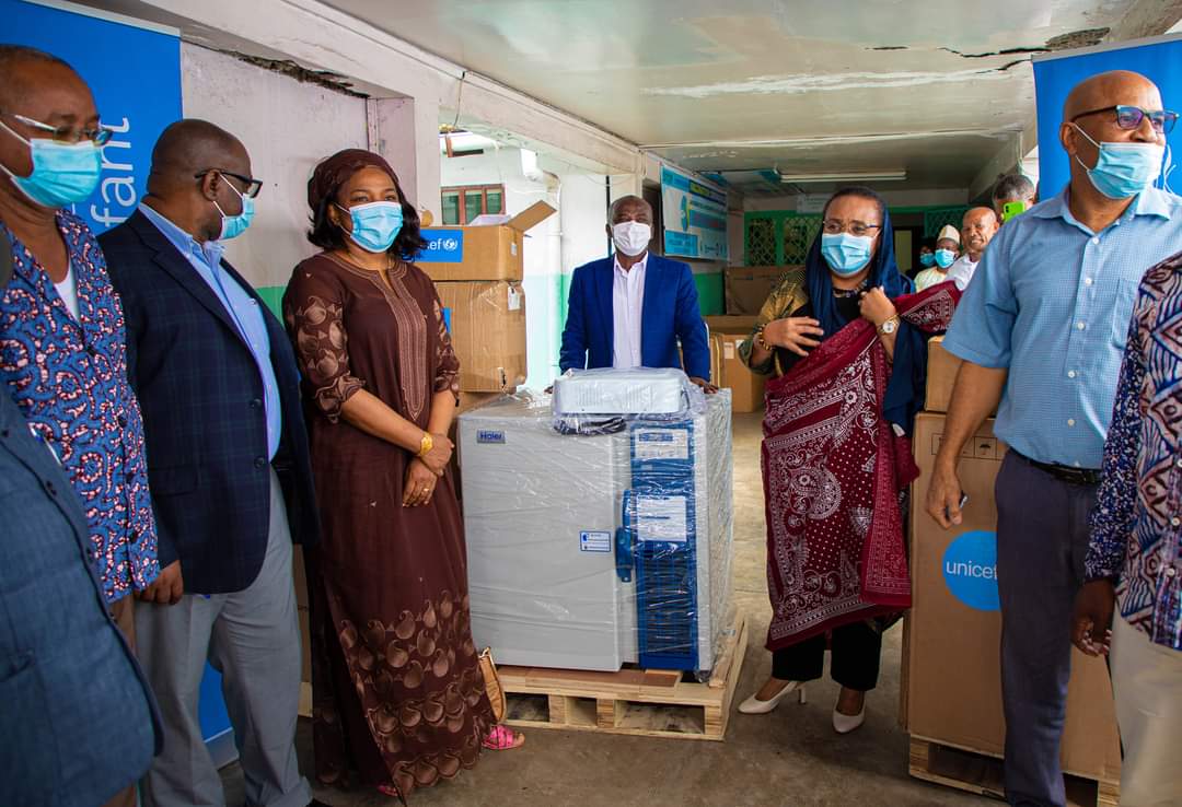 L’Unicef a remis des ultras-congélateurs au ministère de la santé