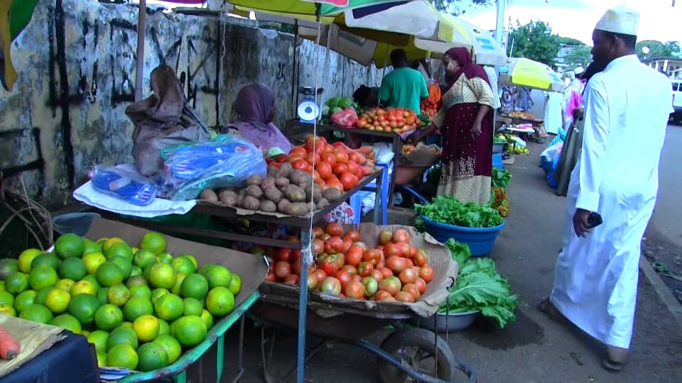 image Les légumes abondent au marché de Fomboni