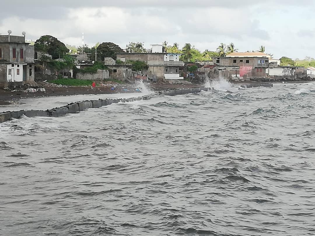 image Djoiezi sous la menace permanente de la montée des eaux de mer