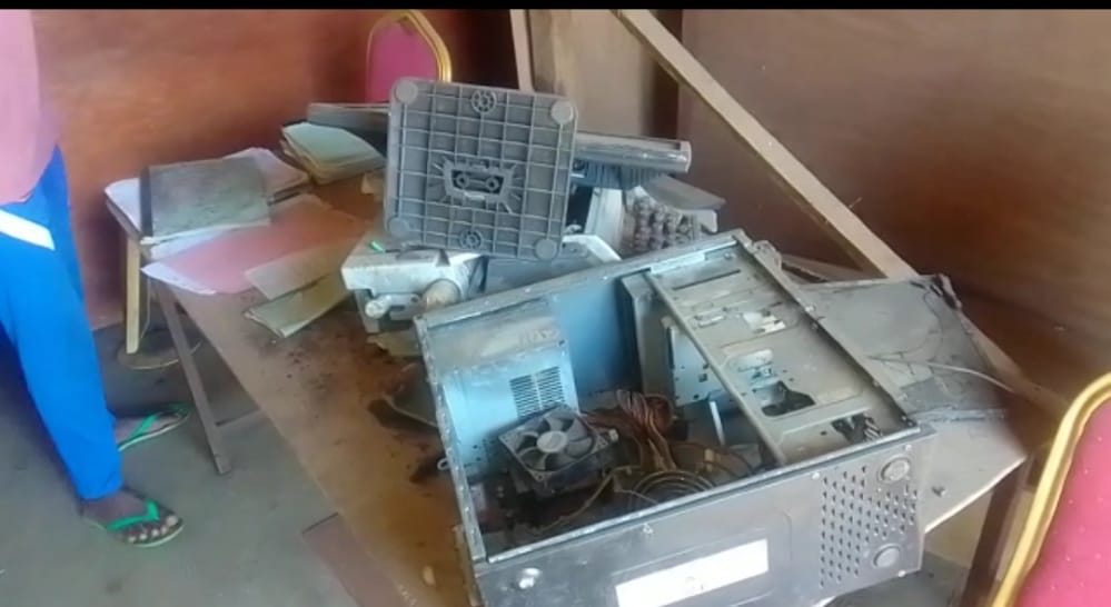 Le bureau d’état civil de Mahalé a pris feu