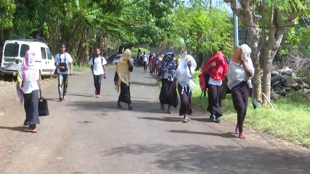 image Les élèves de Mbatsé sollicitent le soutien de l’Etat pour se rendre à l'école