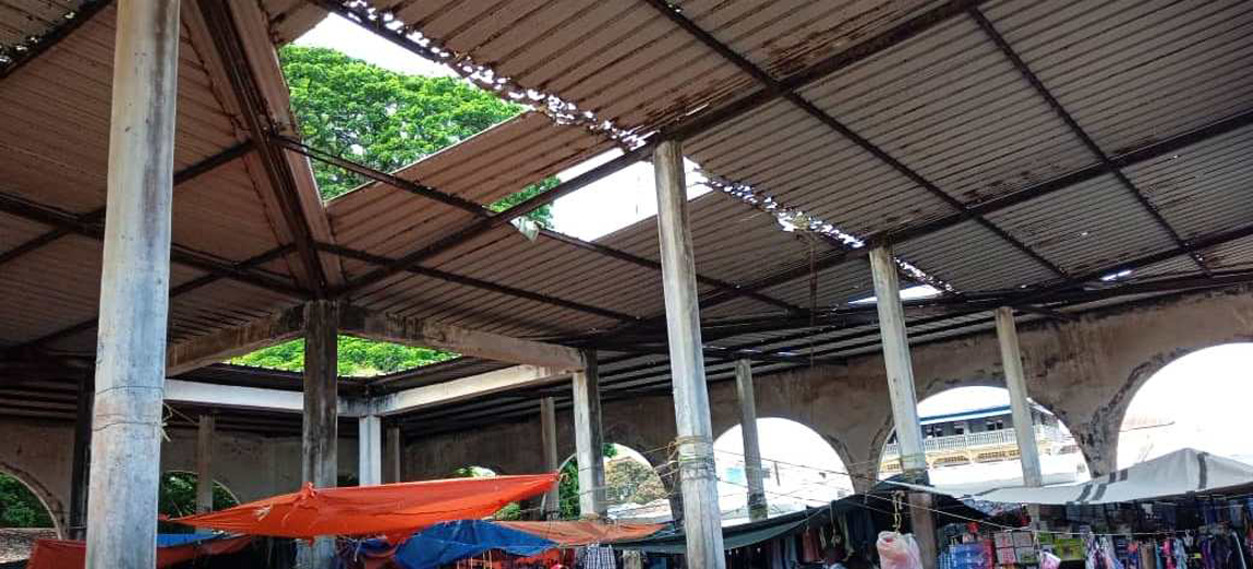 image L'ancien marché de Fomboni n'est opérationnel qu’en période hors pluie