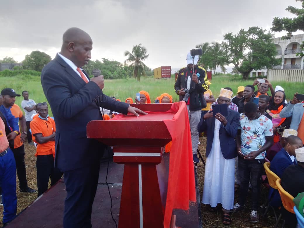 image Retour du président du parti Orange : Grand rassemblement et rappel des engagements