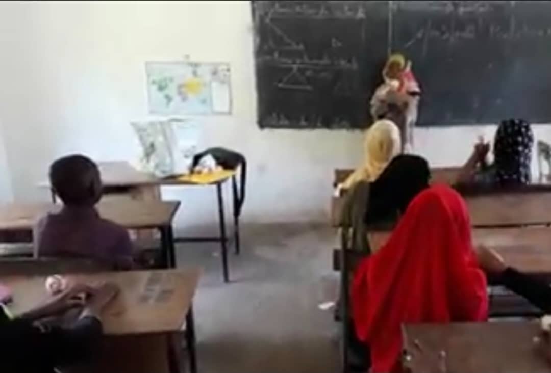 image L'école primaire de Vouvouni en cours de réhabilitation