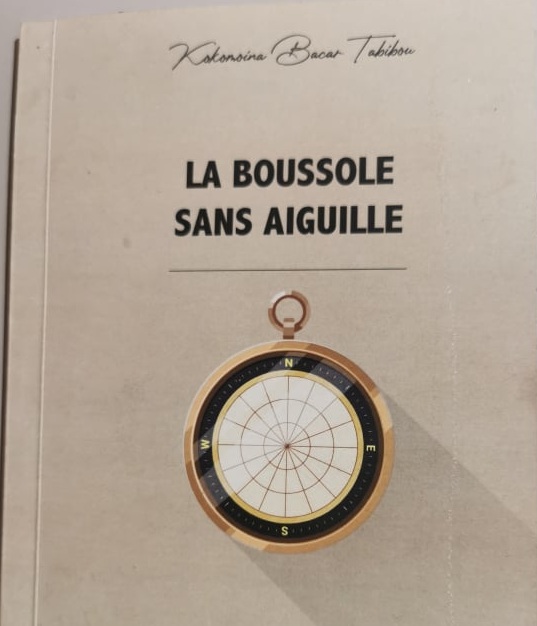 image « La boussole sans aiguille », premier recueil de Moinakoko