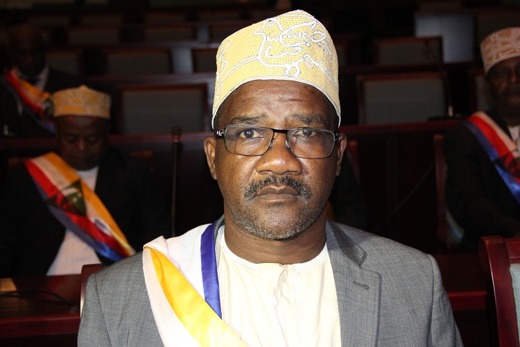 image Dhoulkamal rattrapé par son passé