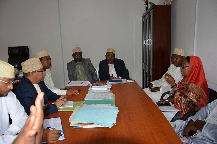 image Rumeur sur des ailes de poulets contaminés / Réunion de sensibilisation avec les opérateurs économiques