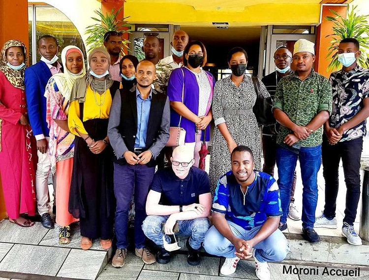 image La fondation Mbae Trambwe dotée en technique de guide