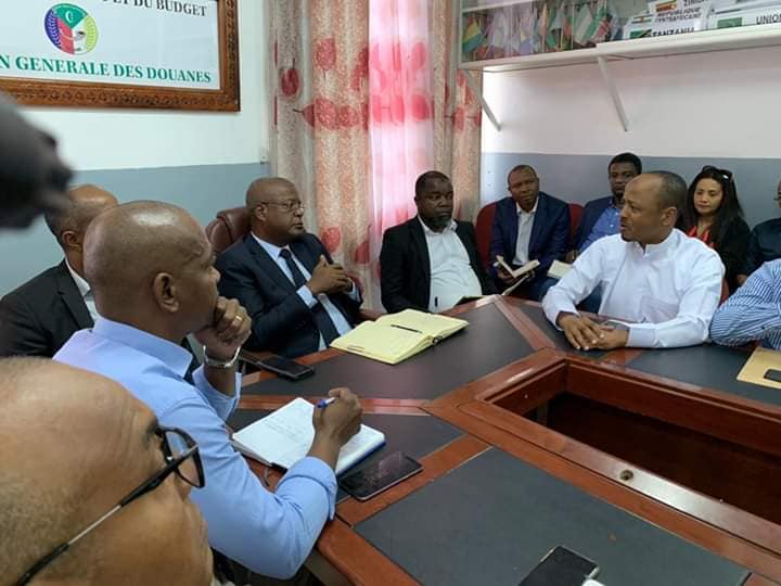 image Rencontre entre le ministre de l’économie et les opérateurs économiques / Msaidié : « Travailler main dans la main pour aller vers l’émergence »