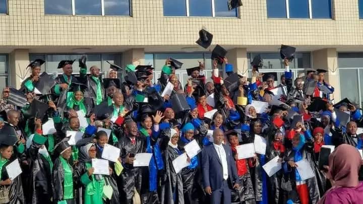 image Environ 4768 étudiants de l'EST ont été honorés