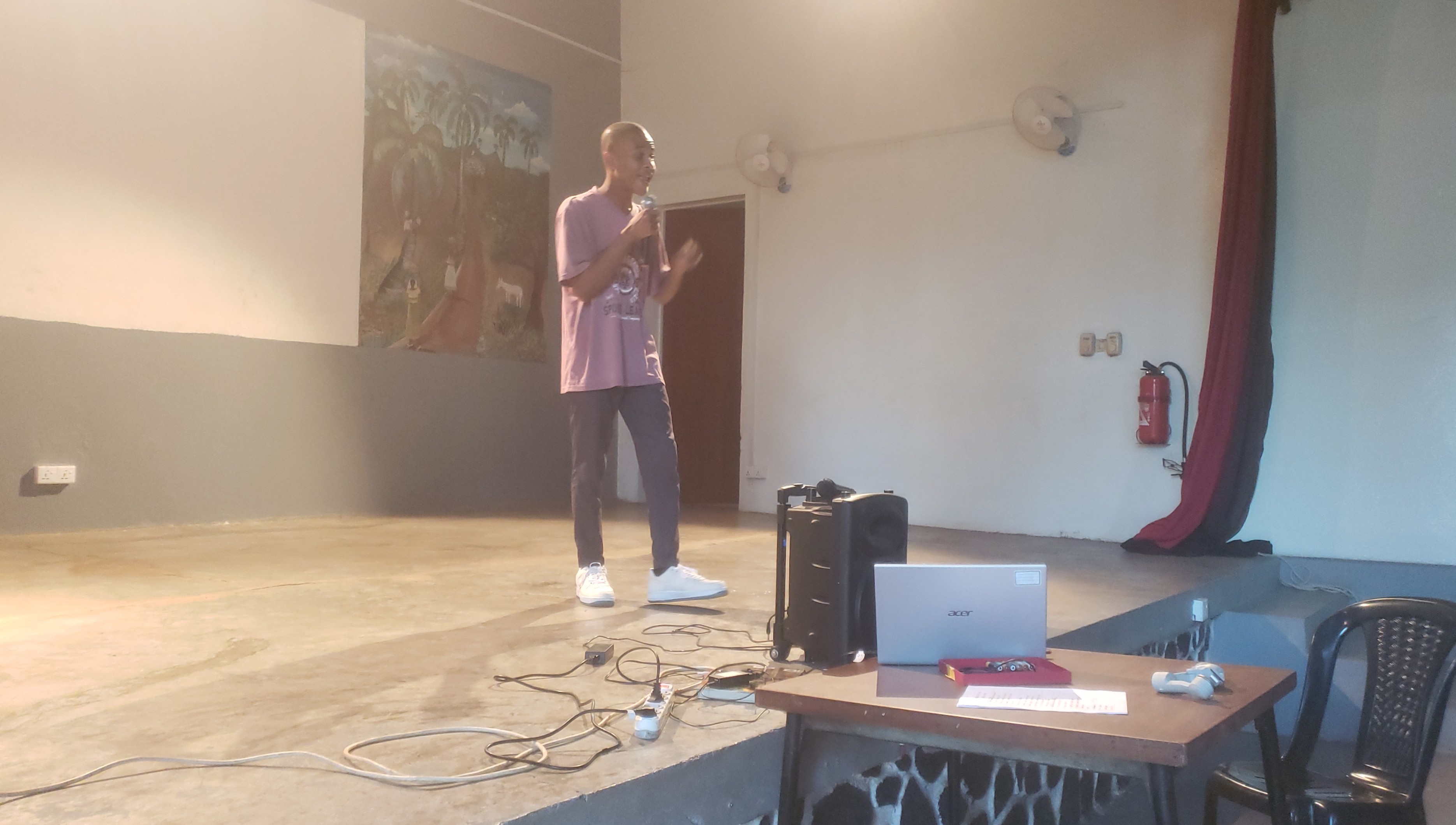 image Isaac Abdou Malida a été honoré à l’Alliance française de Fomboni