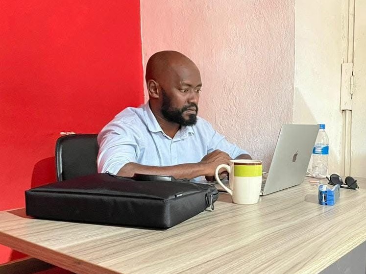 image Législatives 2025 :  Le journaliste engagé Toufé Maecha dans la course