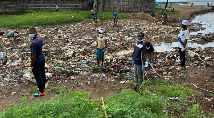 image Le MJCD a lancé son projet de ramassage des ordures