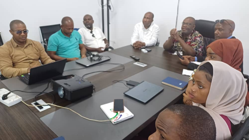 image Electricité La SONELEC recycle ses agents