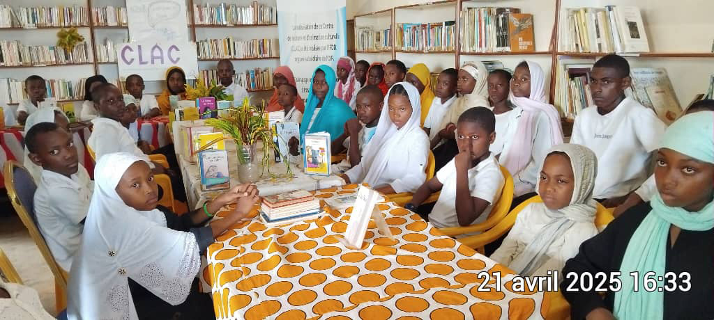 image Semaine du livre à Nioumachoi: Les élèves découvrent la magie de la lecture