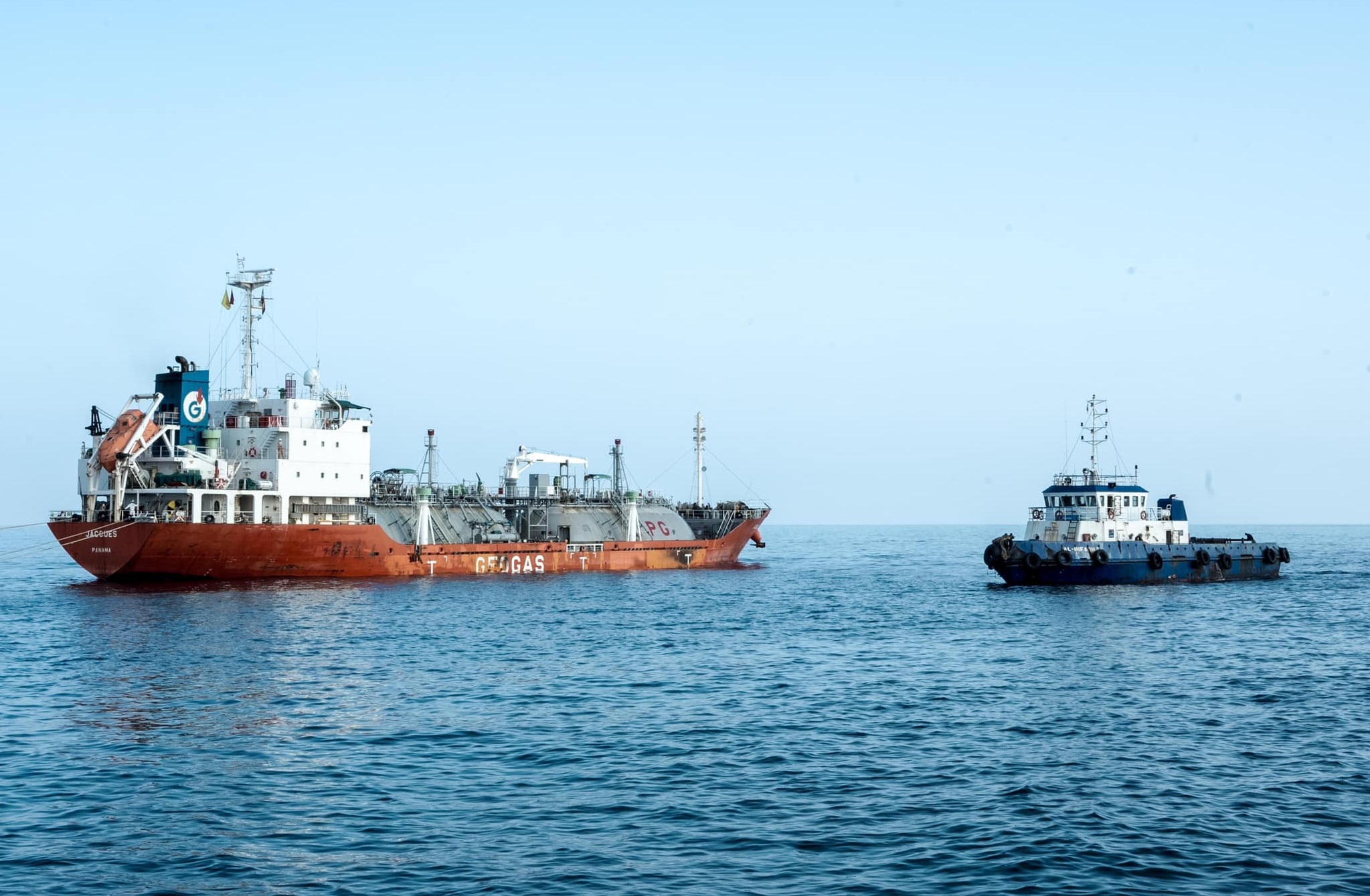 image Arrivée du bateau gazier au port de Moroni : Un grand soulagement pour les consommateurs