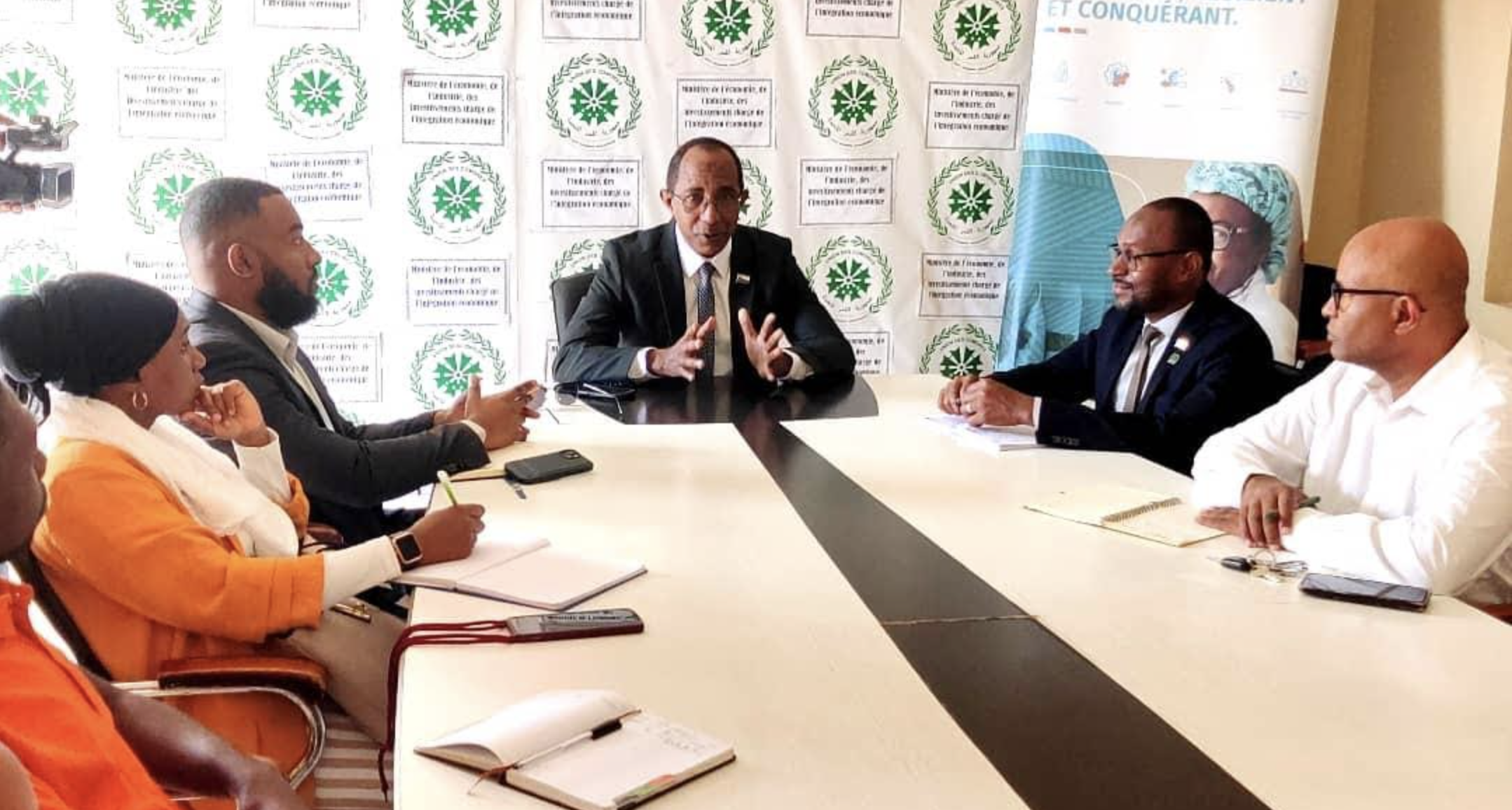 image Des jeunes entrepreneurs comoriens en mission à Abidjan