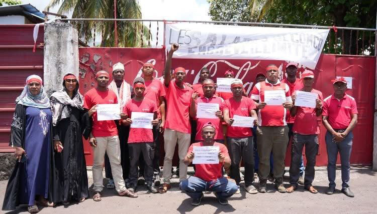 image Grève chez l’entreprise Coca-Cola :  50% de salariés licenciés