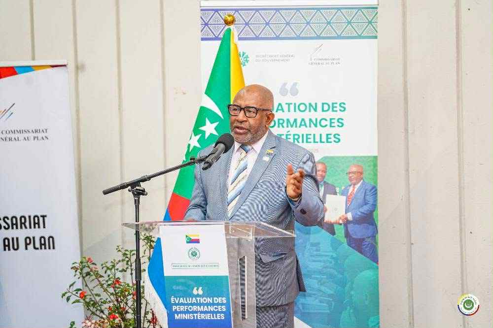 Évaluation ministérielle :  Azali exige des résultats et accuse réception