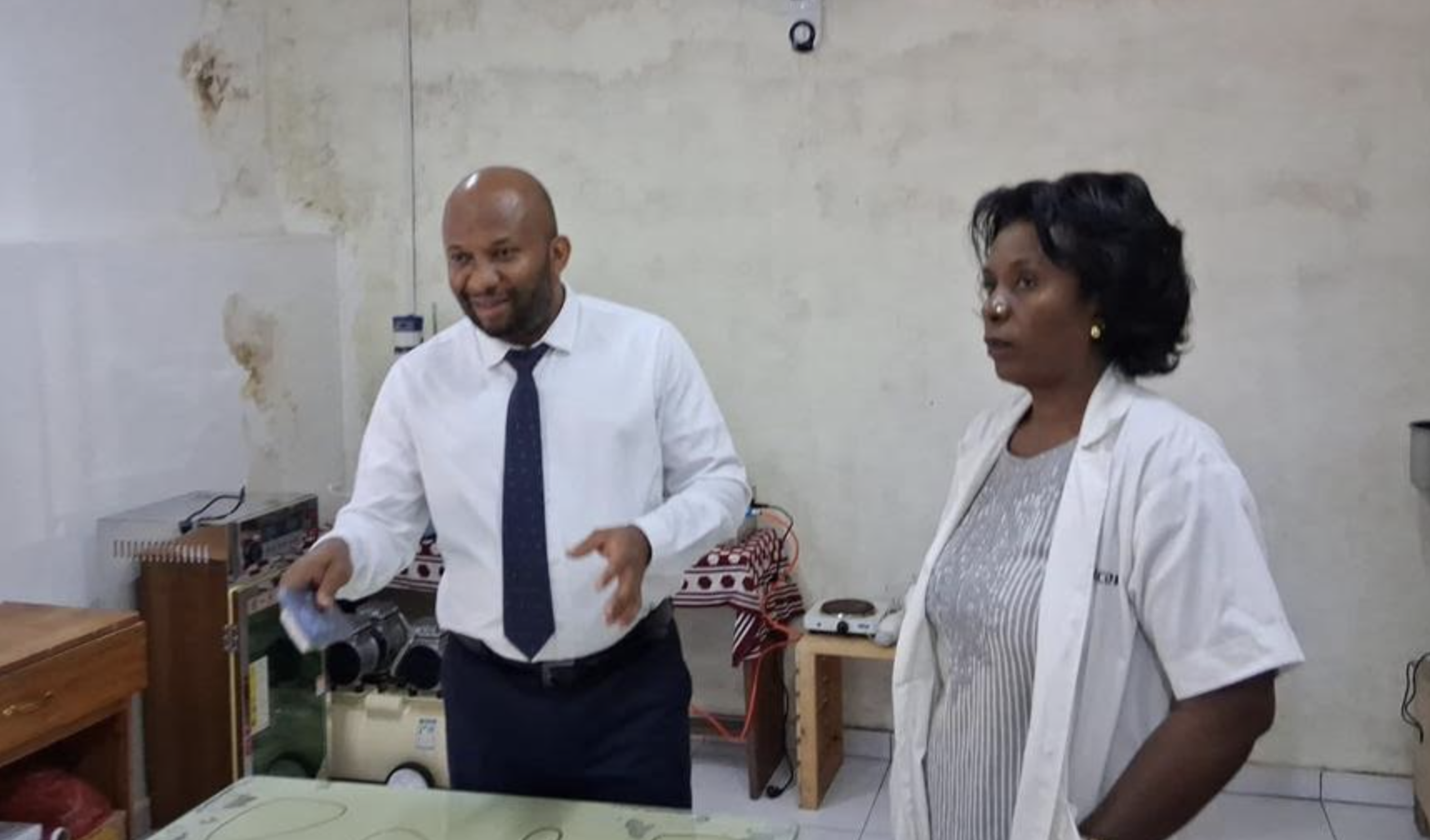 image Cosmétiques naturels : Daniel Ali Bandar en visite au centre Beaucor