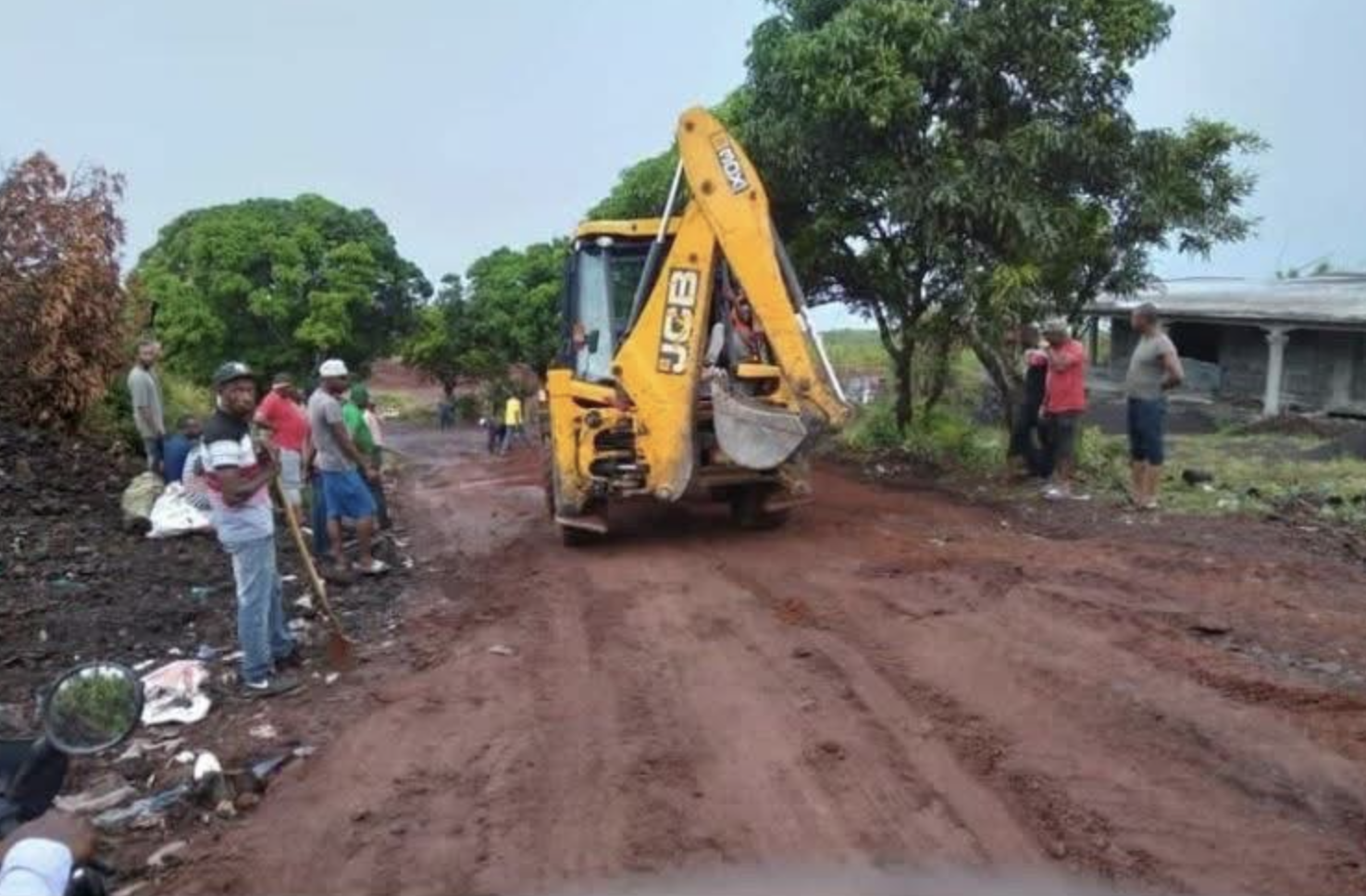image Route N R3 et R4 Bahani–Shezani :  Le chantier à l’arrêt