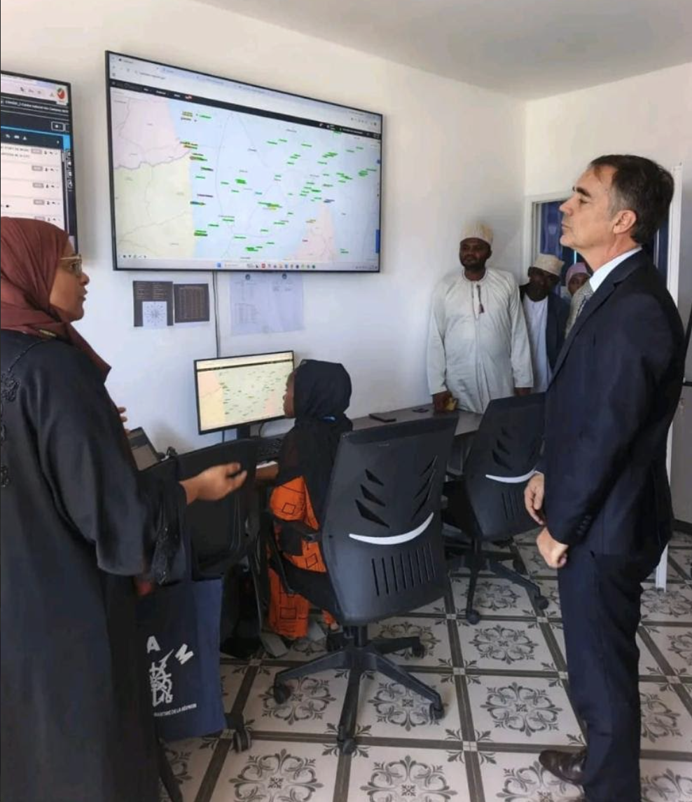 Étienne Chapon visite le centre pour l’action de l’État en mer