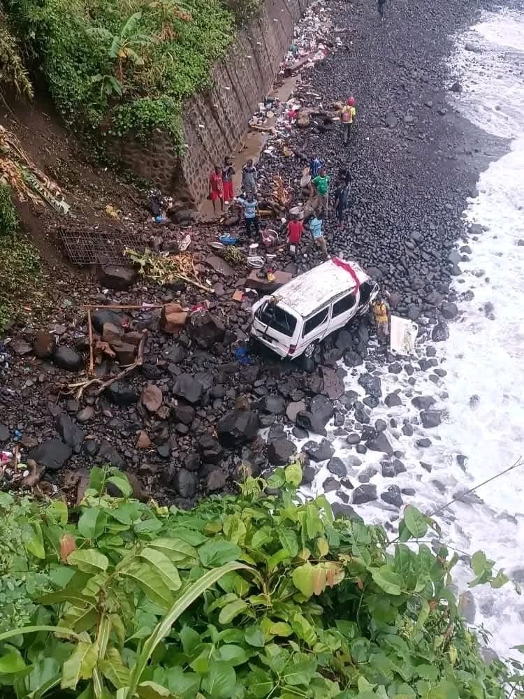 image Accident de la route:  Un glissement de terrain a causé trois morts à Anjouan