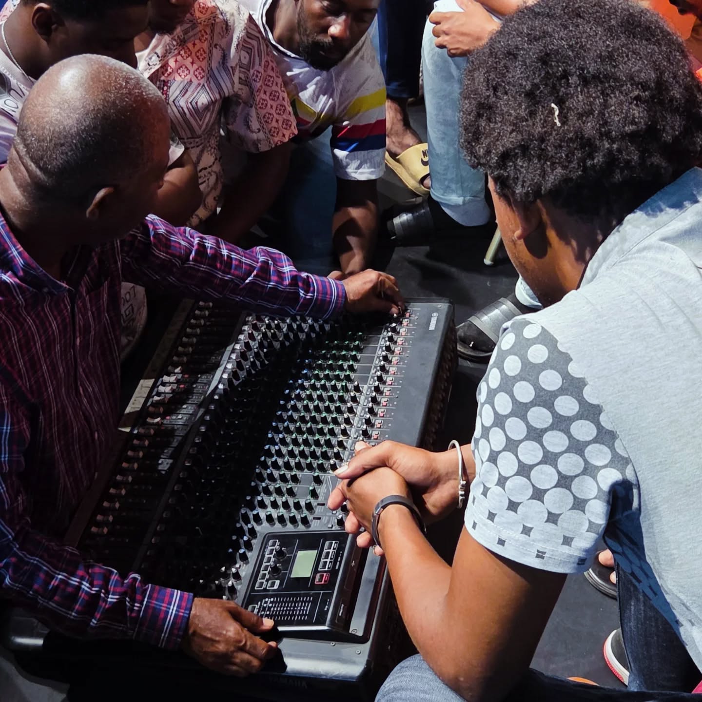 image 17 personnes formées en sonorisation