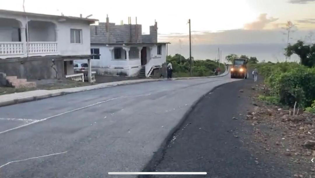 image Infrastructures : La route Mitsamiouli–Ouellah réhabilitée par la communauté