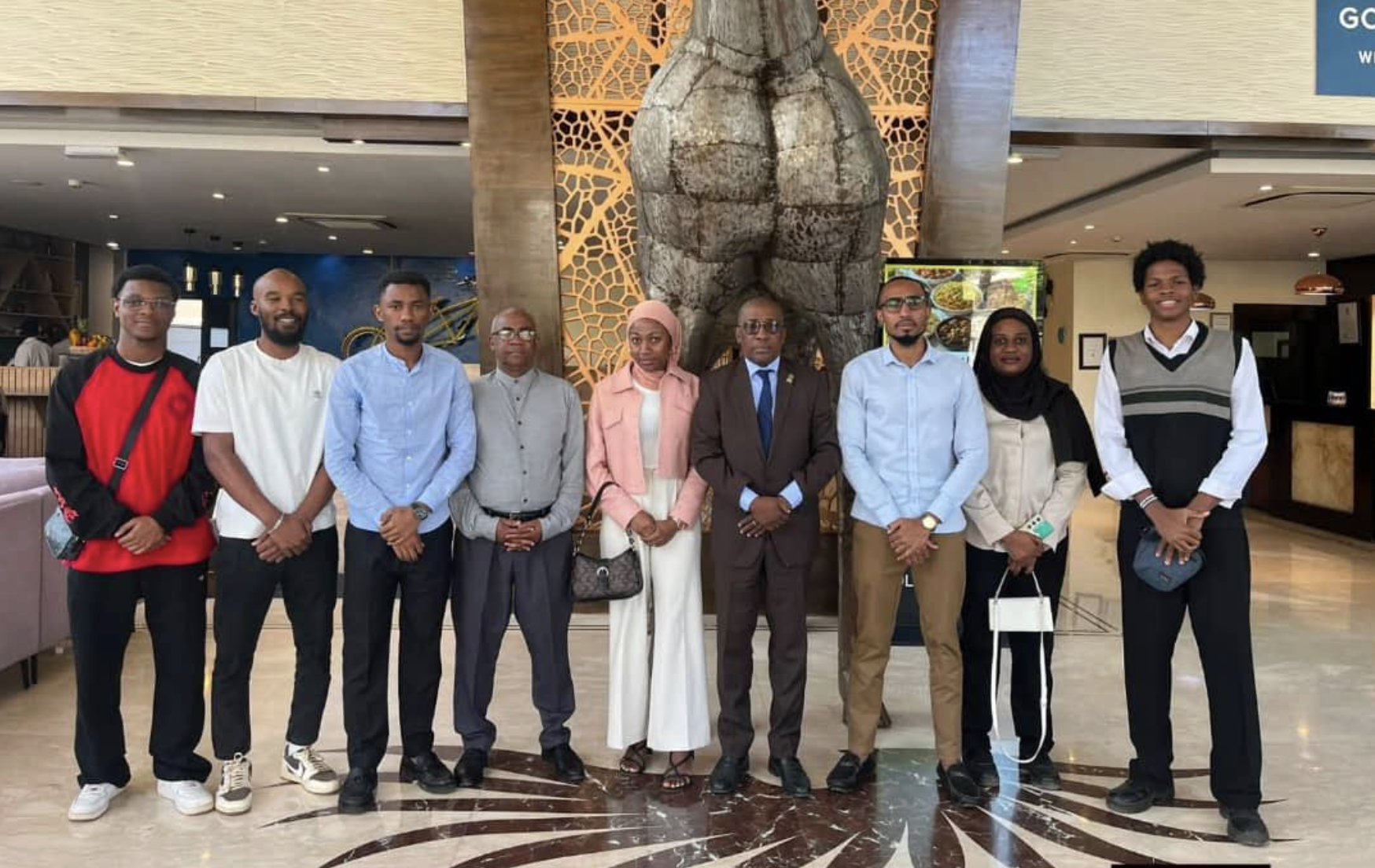 Enseignement supérieur :  Mouigni Abdou a rencontré le bureau des étudiants comoriens au Kenya