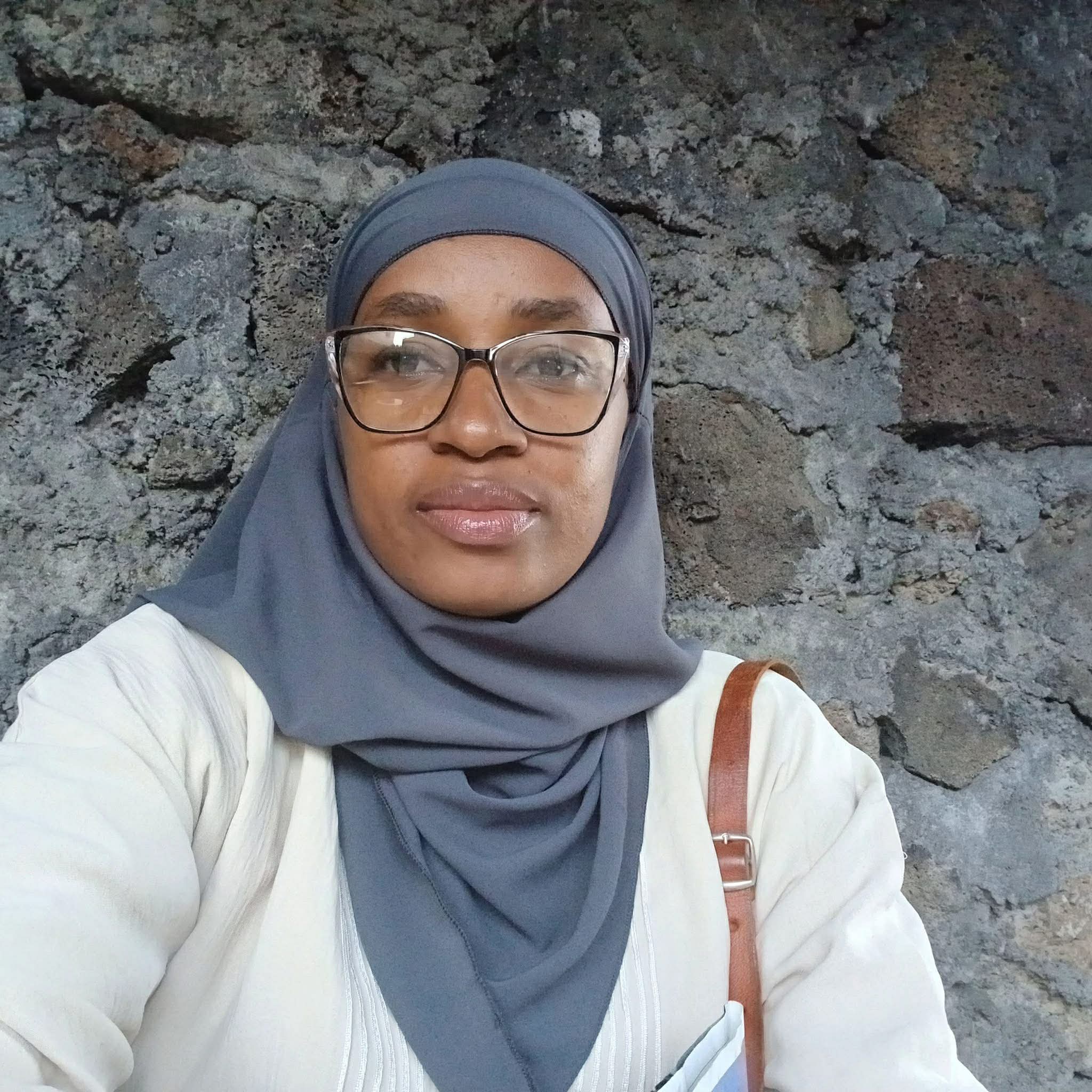 Décès de Binti Mhadjou à 36 ans :  Une onde de choc dans le monde de la presse