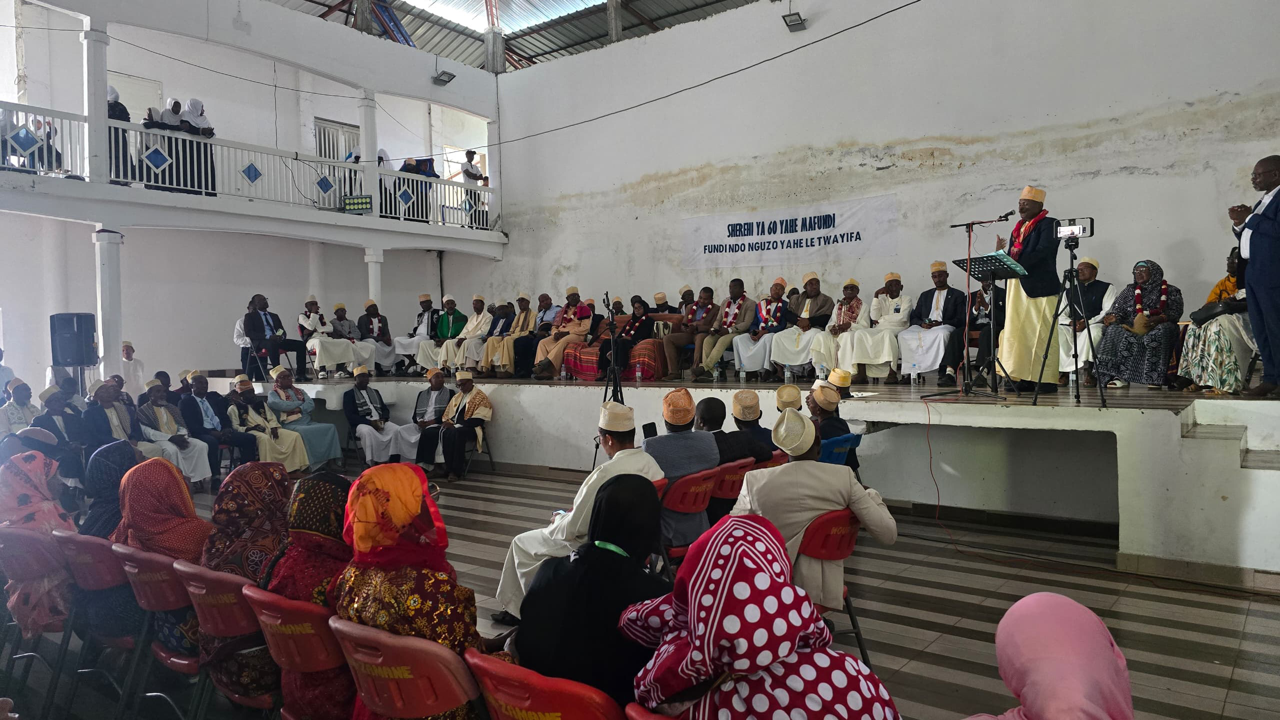 image Journée des enseignants :  Bacar Mvoulana revendique sa proximité avec le corps enseignant
