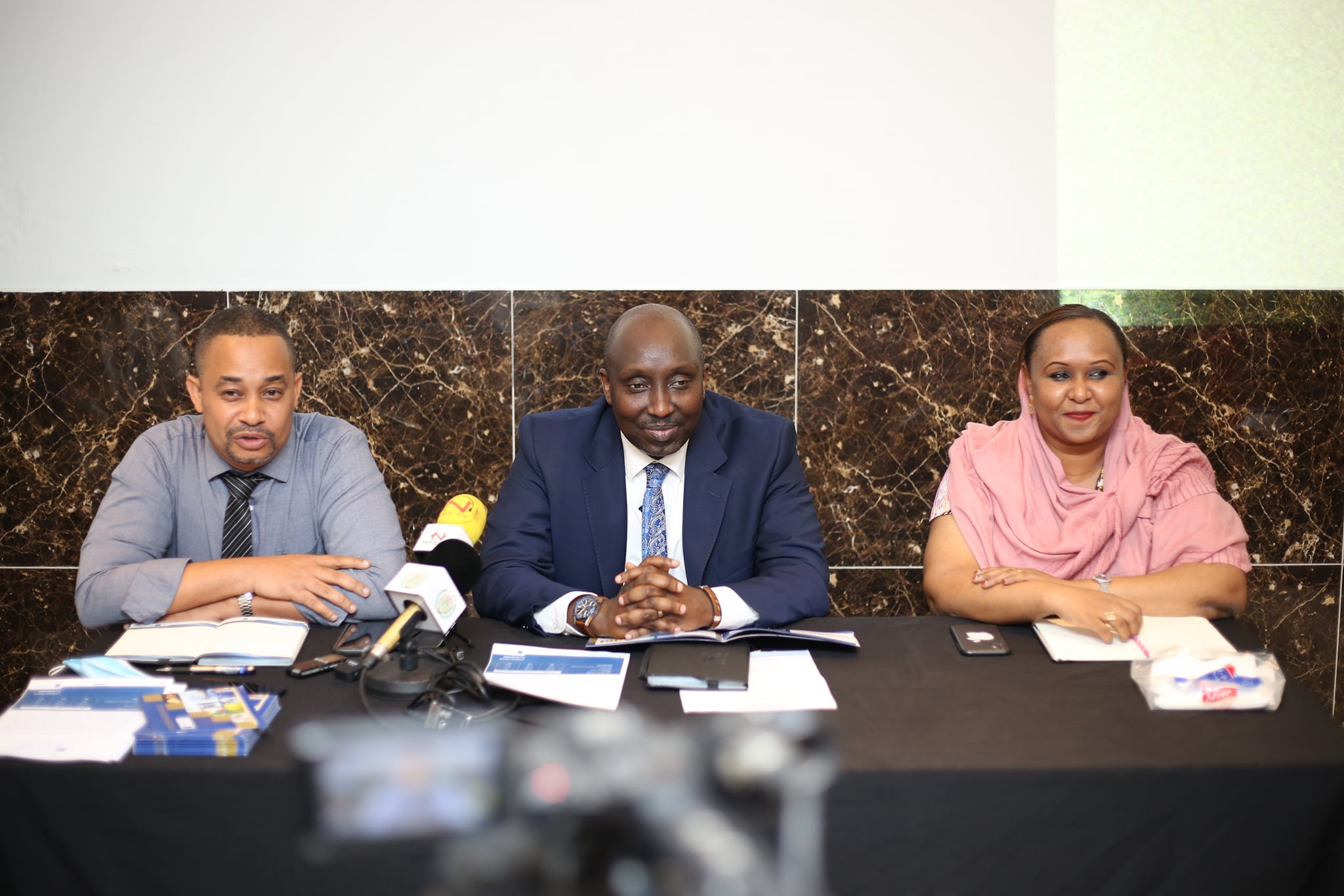 image Rapport annuel de l’Exim Bank: Guy Rwaburindi satisfait des performances réalisées