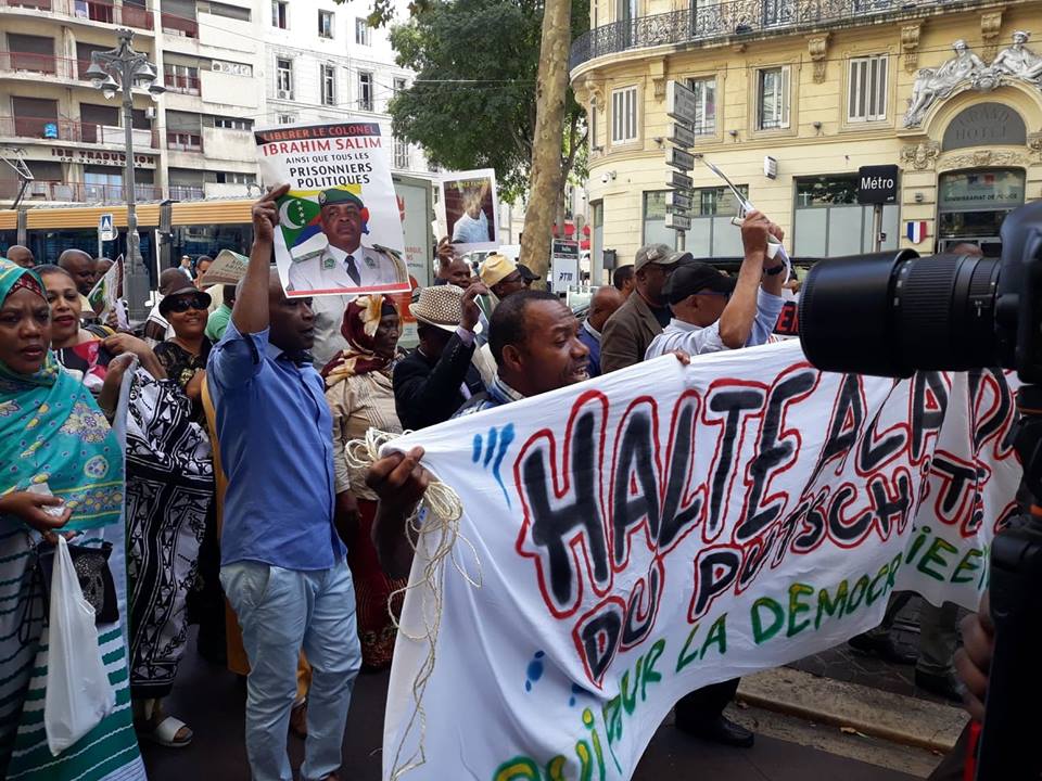 Manifestation à Marseille / Les Comoriens de Marseille exigent la libération des détenus politiques
