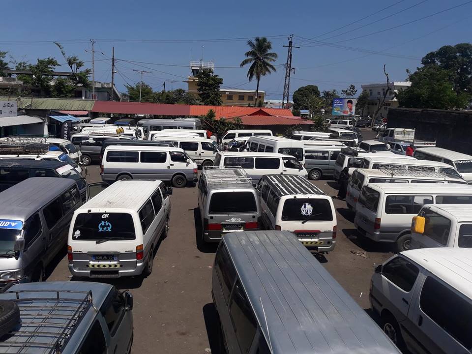 Transport en commun / Les bus pour Mbadjini Est et Ouest peuvent désormais stationner à Caltex