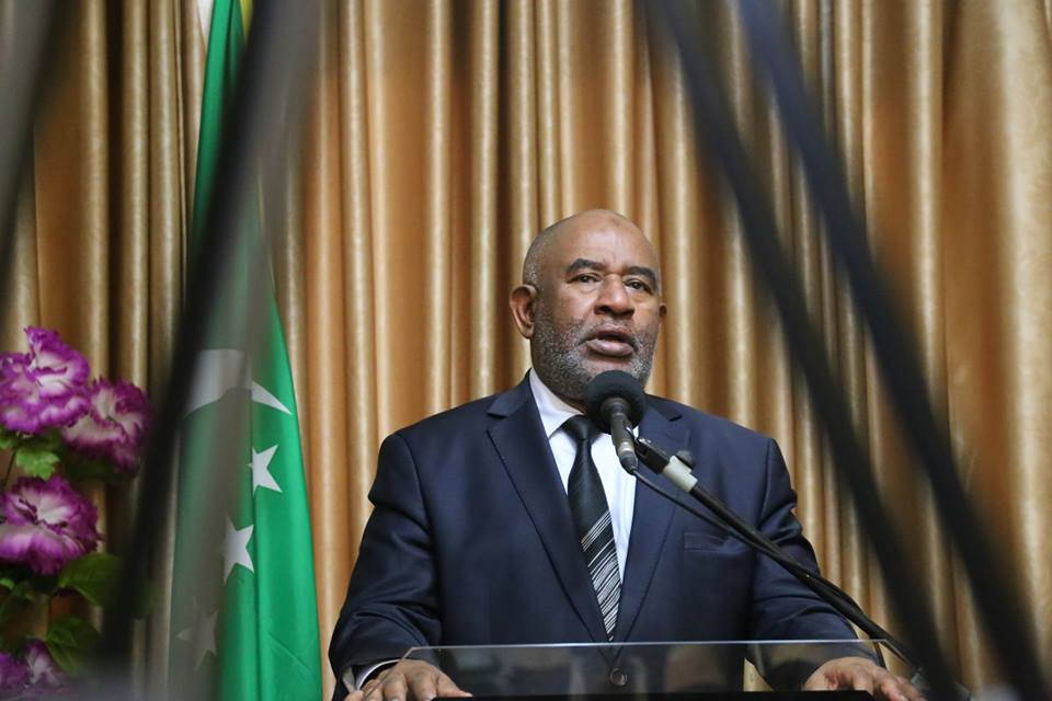 image Election présidentielle anticipée / Le président Azali doit-il démissionner s’il se présente à la prochaine présidentielle ?