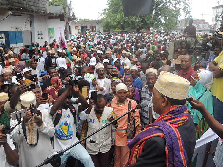 Elections présidentielles / Hamidou Karihila promet la restauration de la paix et l'unité du pays