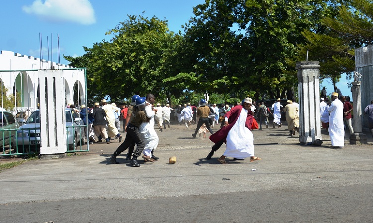 image Manifestation de l’opposition à Moroni / Trois personnalités incarcérées