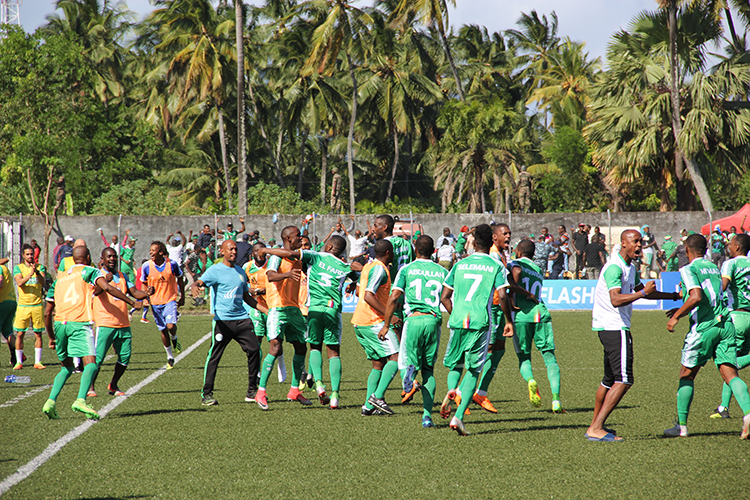 image Football: Coupe d'Afrique des Nations (Can 2019)  Les Comores ont tenu tête aux mondialistes marocains (2-2)