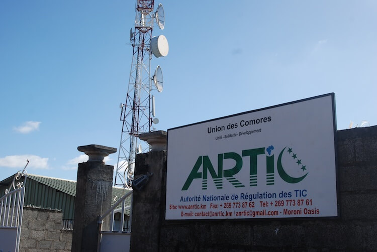 Média / L’ANRTIC autorise la réouverture de certaines stations