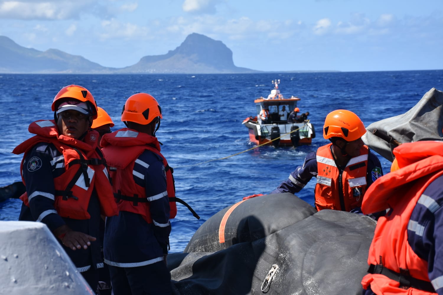 image Un partenariat pour renforcer la sureté en mer