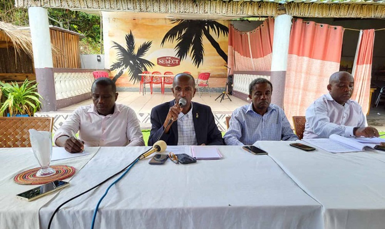 image L’intersyndicale brandit la menace d’une grève