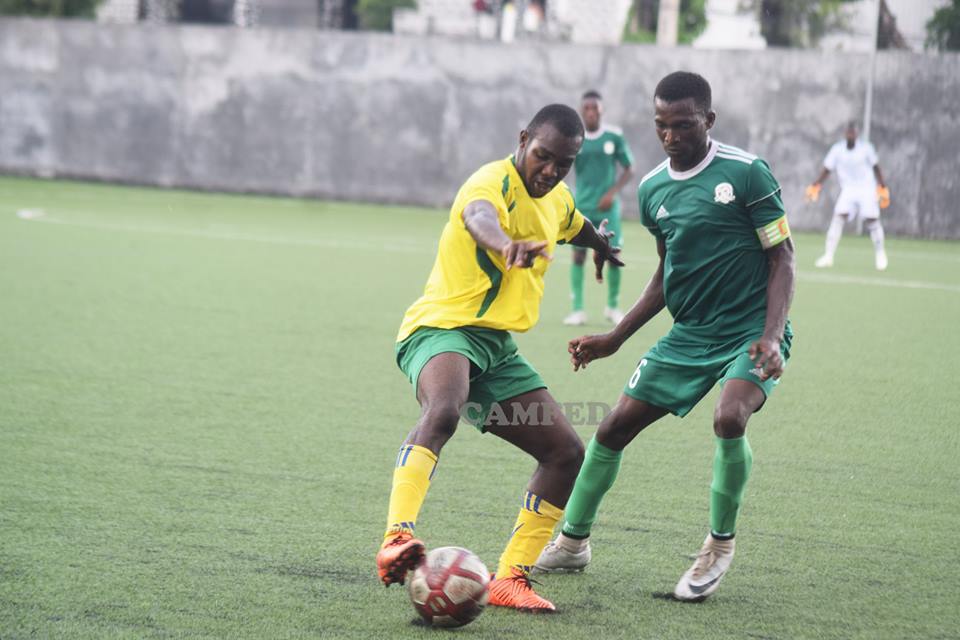 image Football : championnat (D1), phase régionale Fraîchement promus, Apaches club bouleversent les pronostics