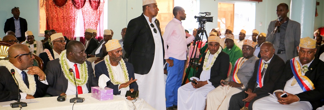 image Campagne de sensibilisation sur la conférence de Paris   Azali Assoumani : « Cette conférence de Paris est pour le bien et le développement des Comores »